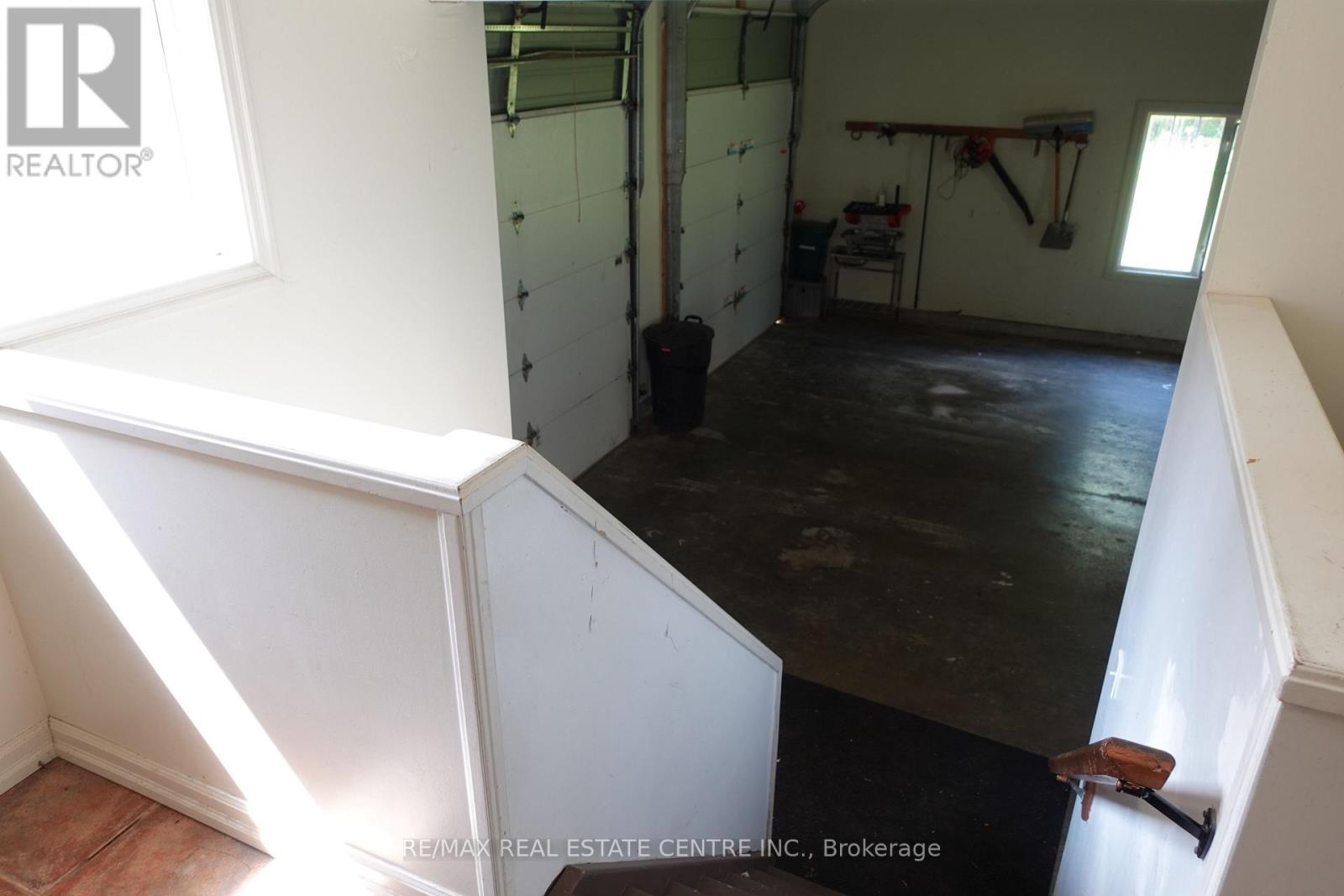 230 South Water Street, Wellington North, Ontario  N0G 2L3 - Photo 38 - X12626760