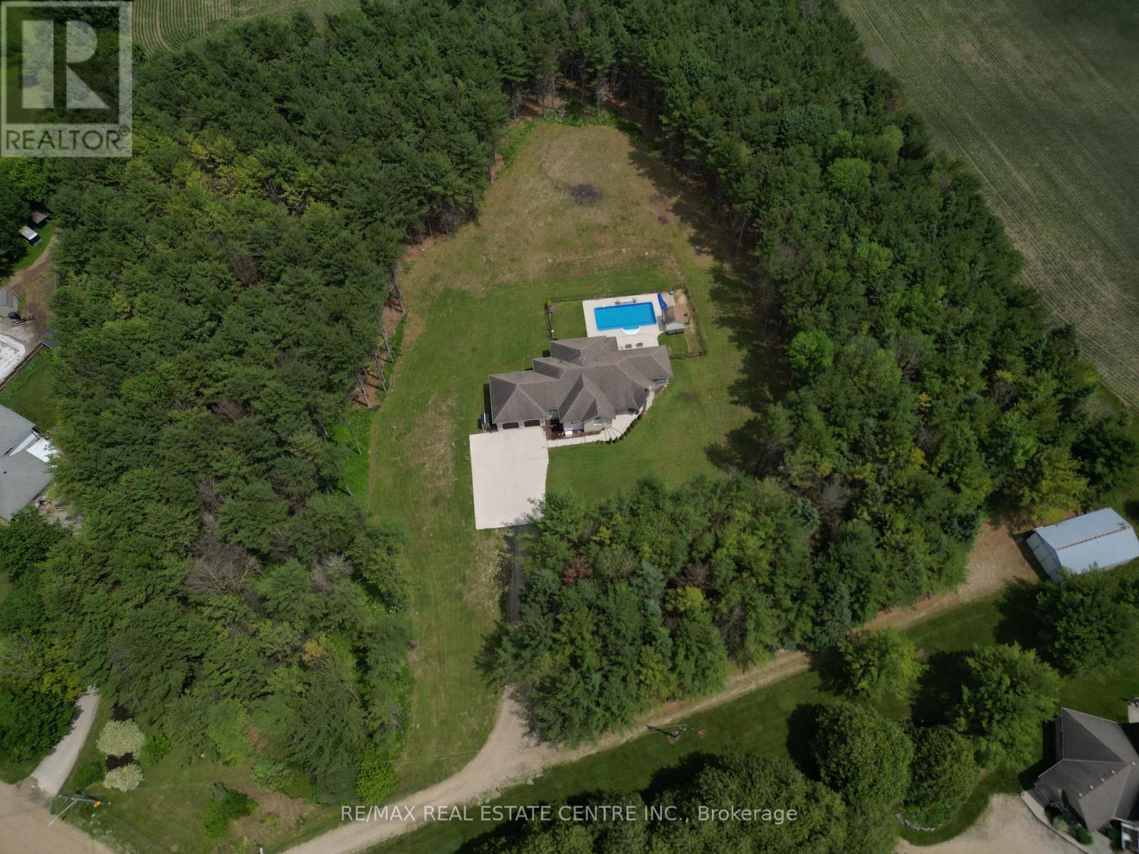 230 South Water Street, Wellington North, Ontario  N0G 2L3 - Photo 49 - X12626760