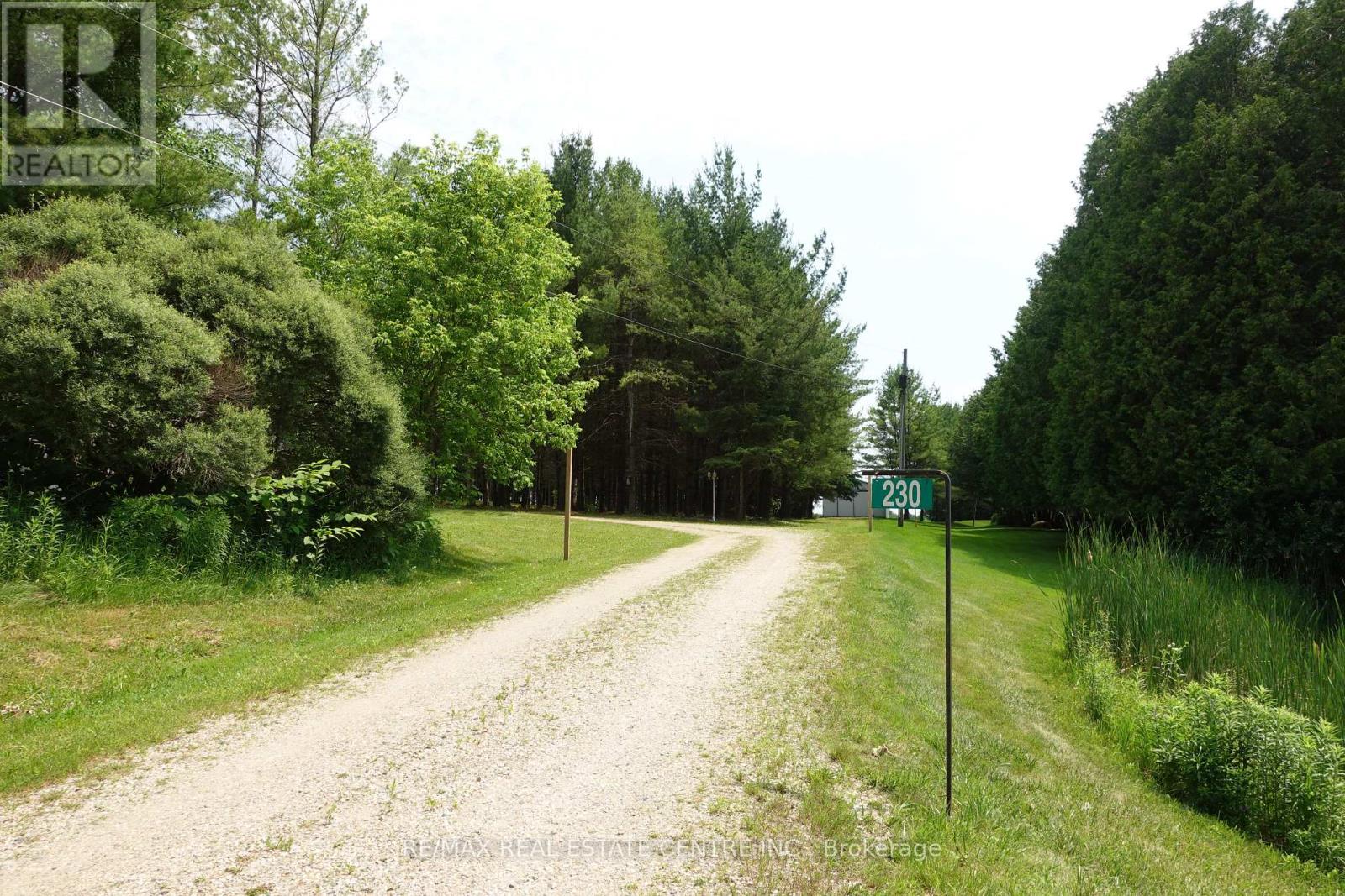 230 South Water Street, Wellington North, Ontario  N0G 2L3 - Photo 46 - X12626760