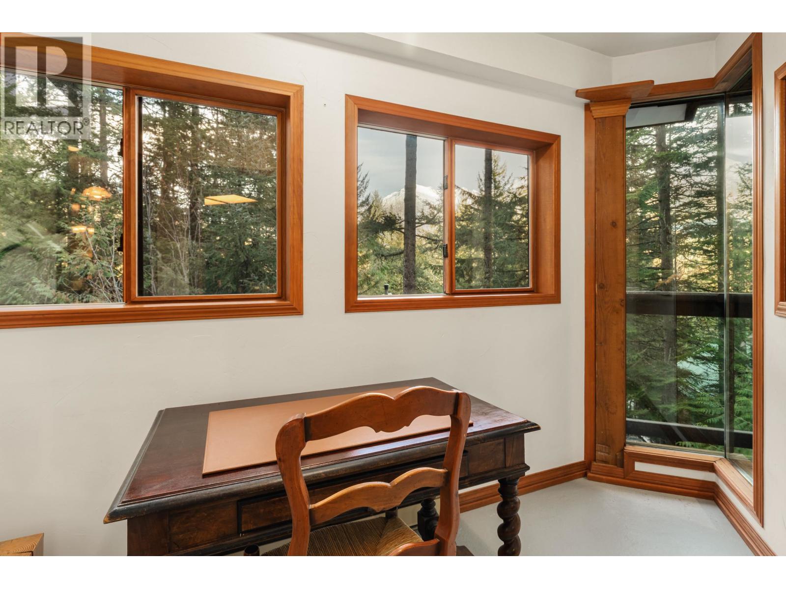 9249 Pinetree Lane, Whistler, British Columbia  V8E 0G5 - Photo 18 - R3069804