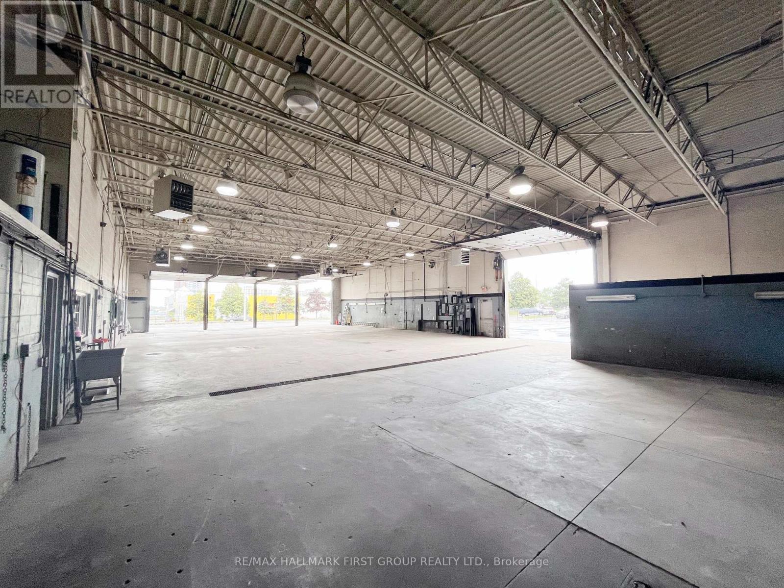 201 Bayly Street W, Ajax, Ontario  L1S 3K3 - Photo 11 - E12628812