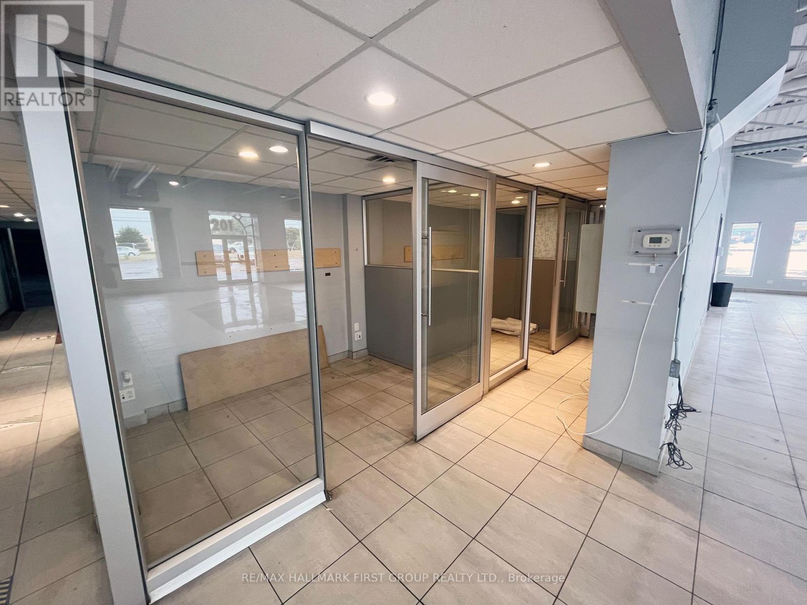 201 Bayly Street W, Ajax, Ontario  L1S 3K3 - Photo 7 - E12628812