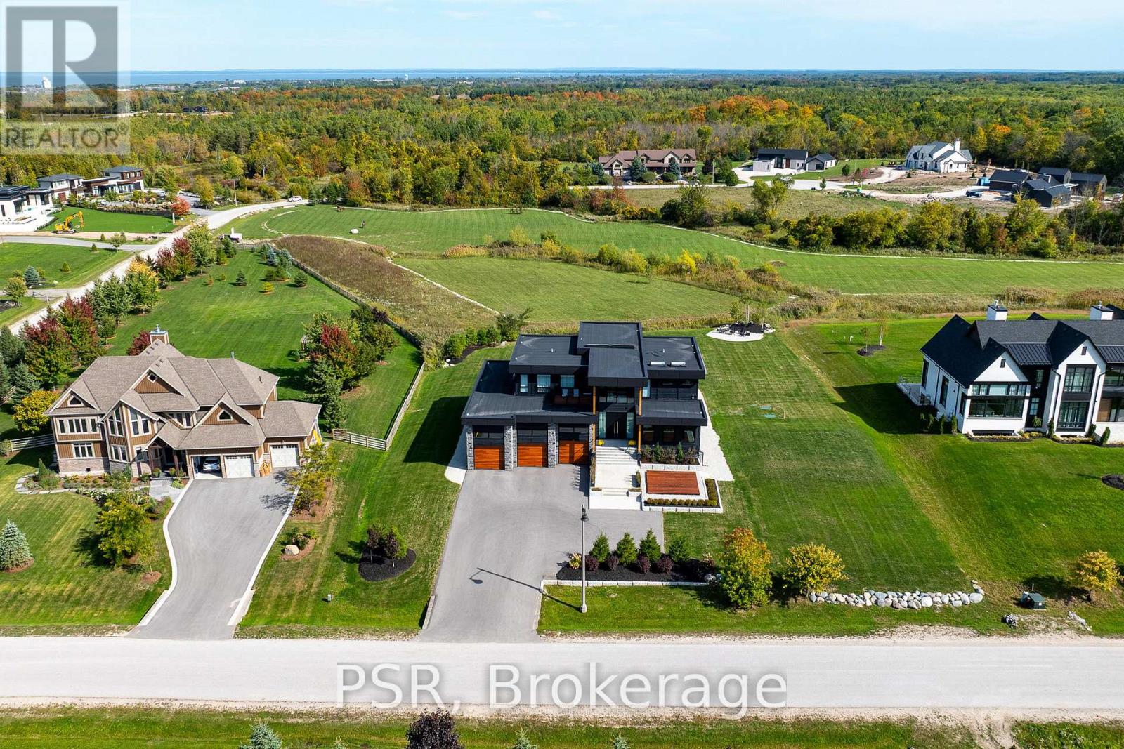 4 Raintree Court, Clearview, Ontario  L9Y 0K2 - Photo 25 - S12628816