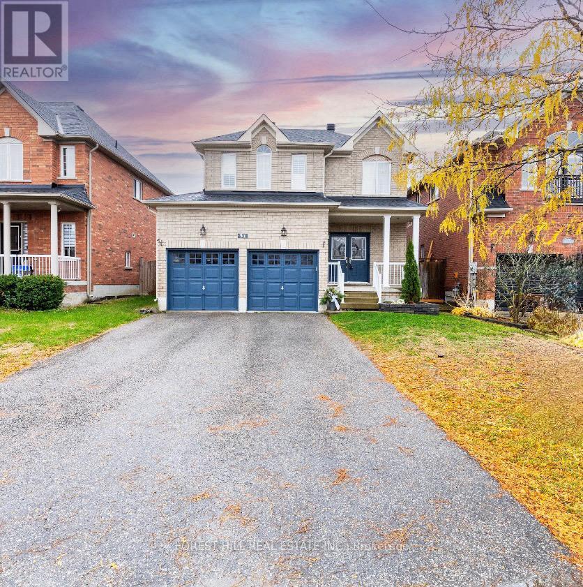 31 CONNAUGHT LANE, Barrie, Ontario