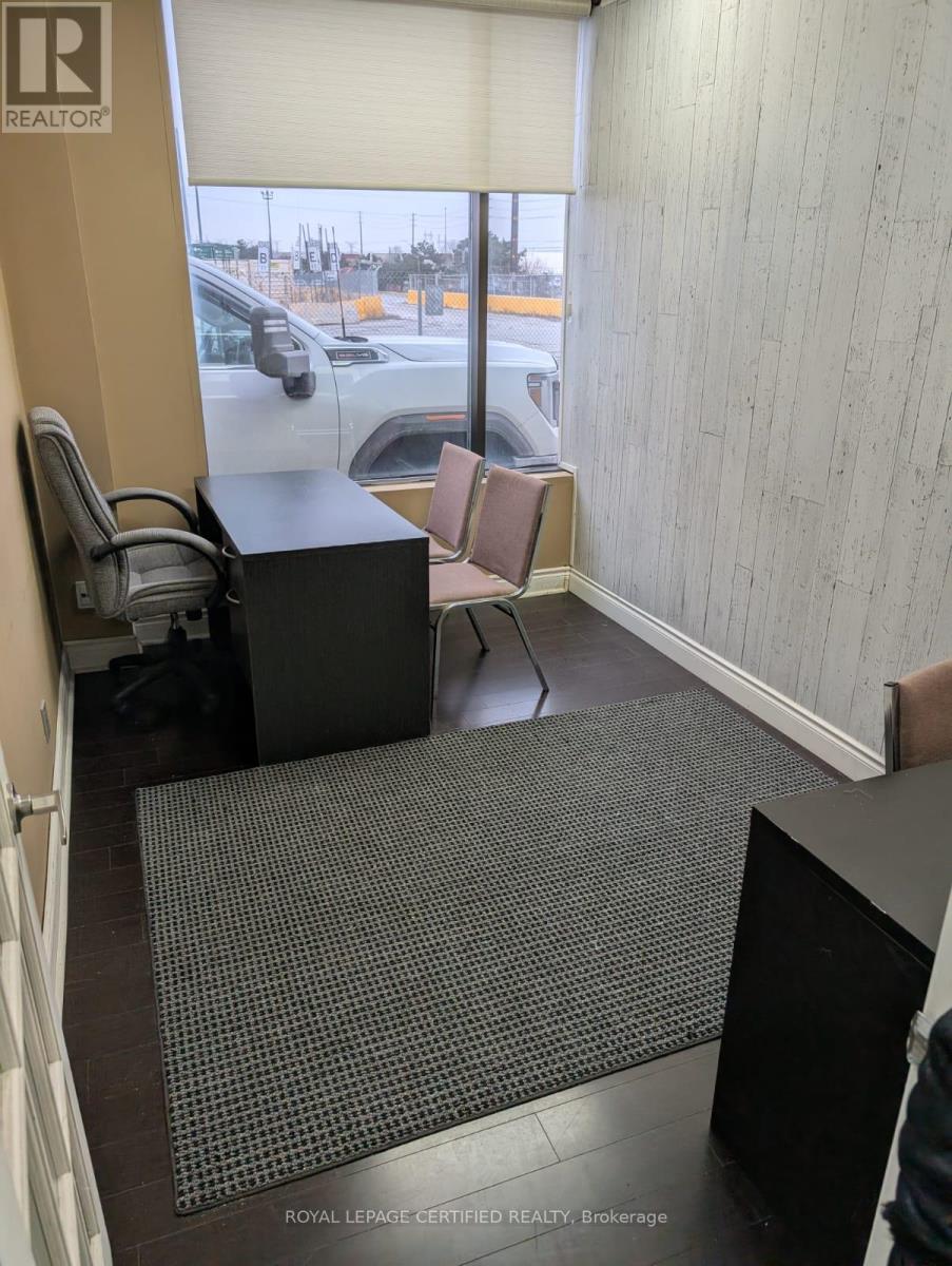 8 - 30 Intermodal Drive, Brampton, Ontario  L6T 5K1 - Photo 7 - W12628830