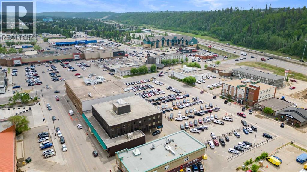 2nd Level, 9911 Macdonald Avenue, Fort Mcmurray, Alberta  T9H 1S7 - Photo 5 - A2270416