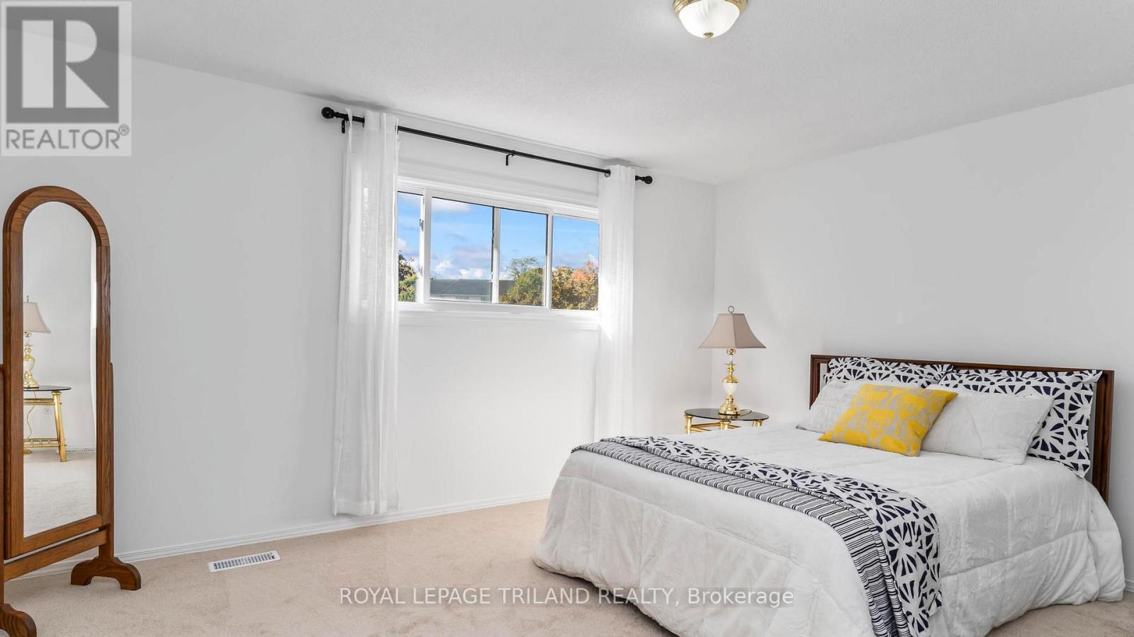 40 - 320 Westminster Avenue, London South, Ontario  N6C 5H5 - Photo 14 - X12476403