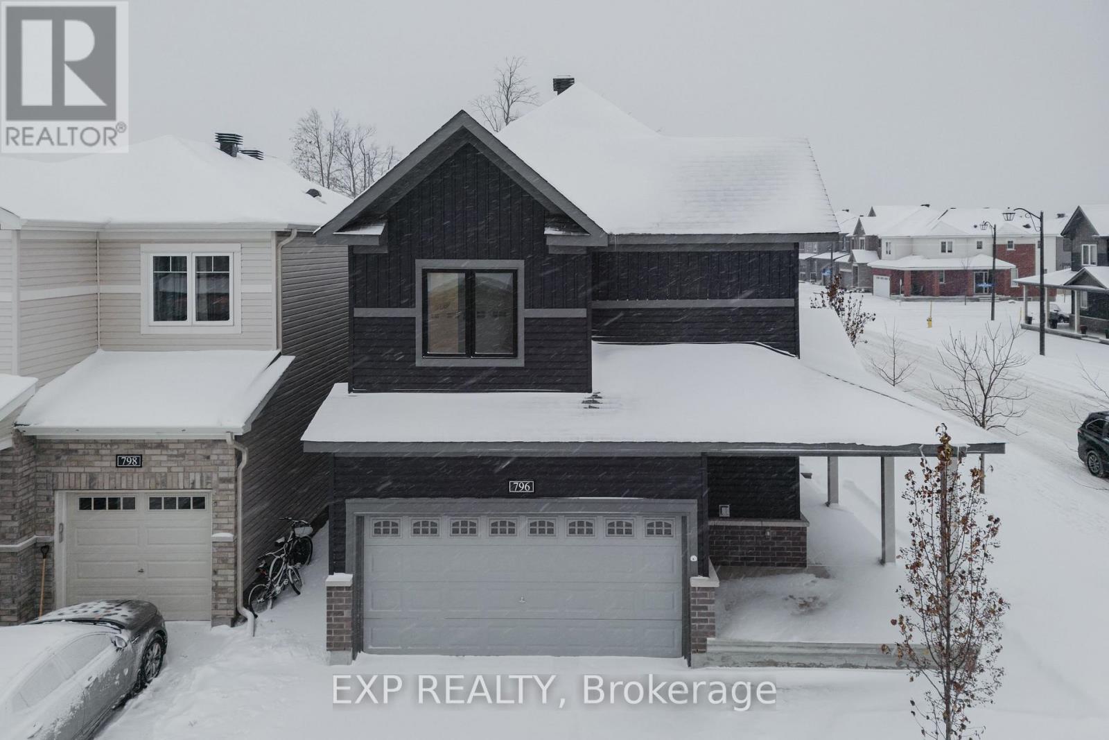 796 Cappamore Drive, Ottawa, Ontario K2J 6V6 - Photo 3 - X12445798