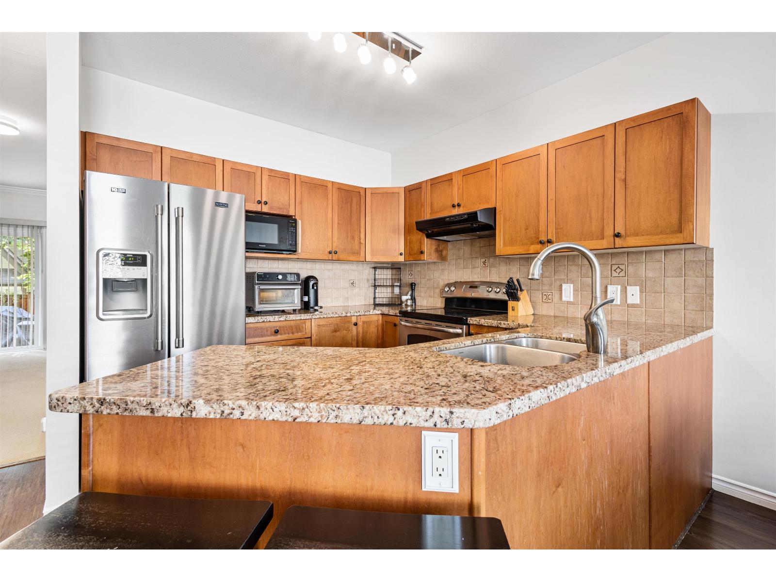 25 6588 188 Street, Surrey, British Columbia  V3S 1Z6 - Photo 6 - R3073438