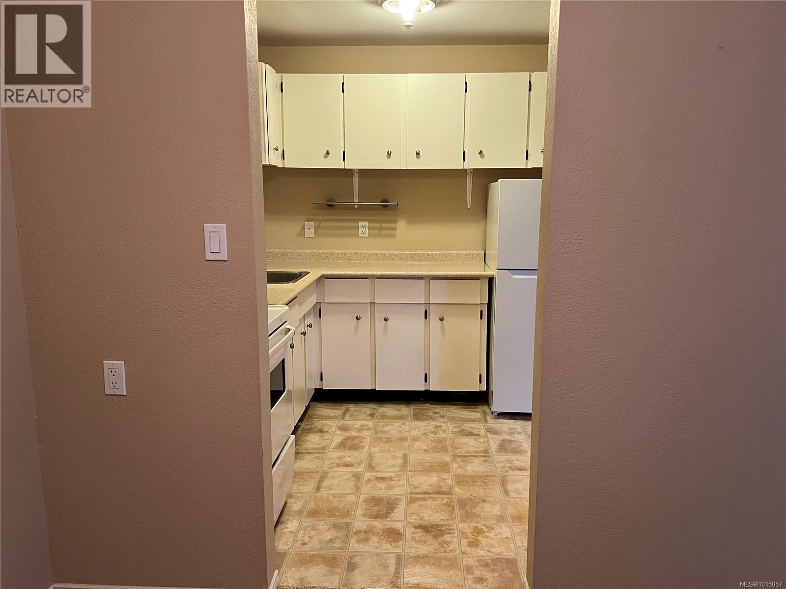 303 322 Birch St, Campbell River, British Columbia V9W 2S6 - Photo 5 - 1015857