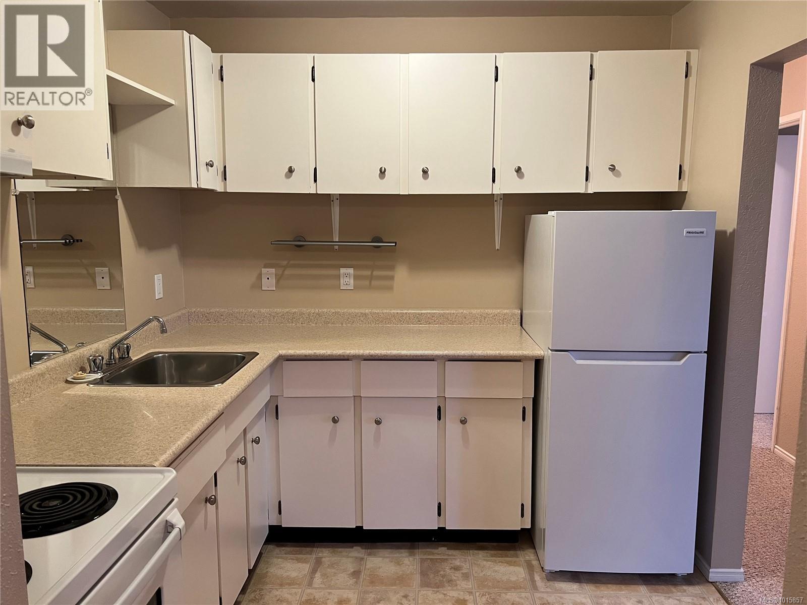 303 322 Birch St, Campbell River, British Columbia V9W 2S6 - Photo 8 - 1015857