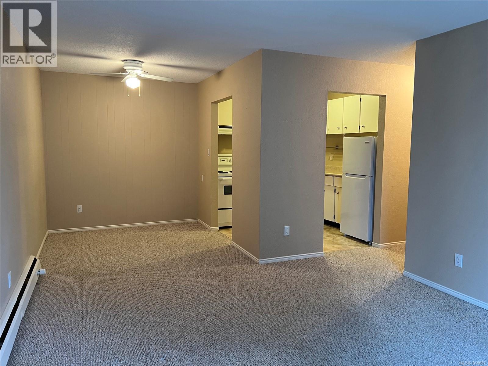 303 322 Birch St, Campbell River, British Columbia V9W 2S6 - Photo 2 - 1015857