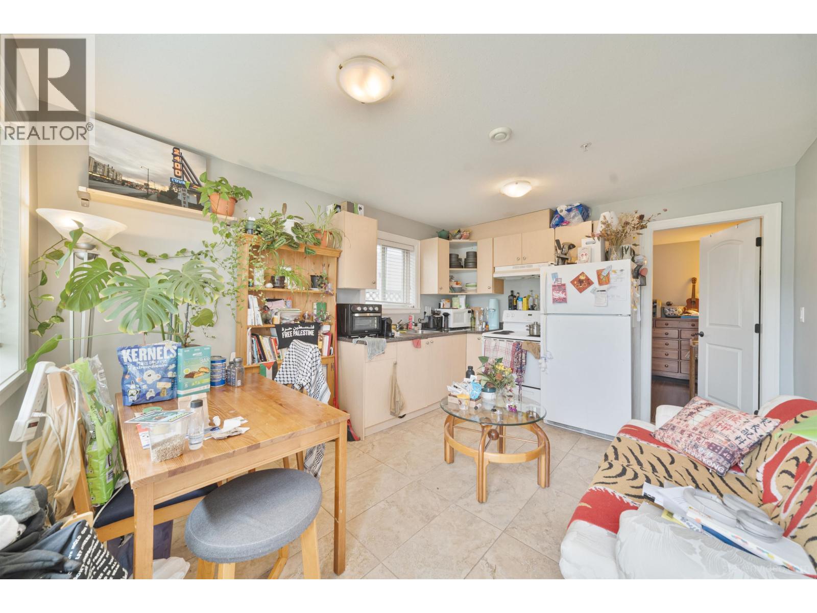 3832 Slocan Street, Vancouver, British Columbia  V5R 1Y5 - Photo 2 - R3073585