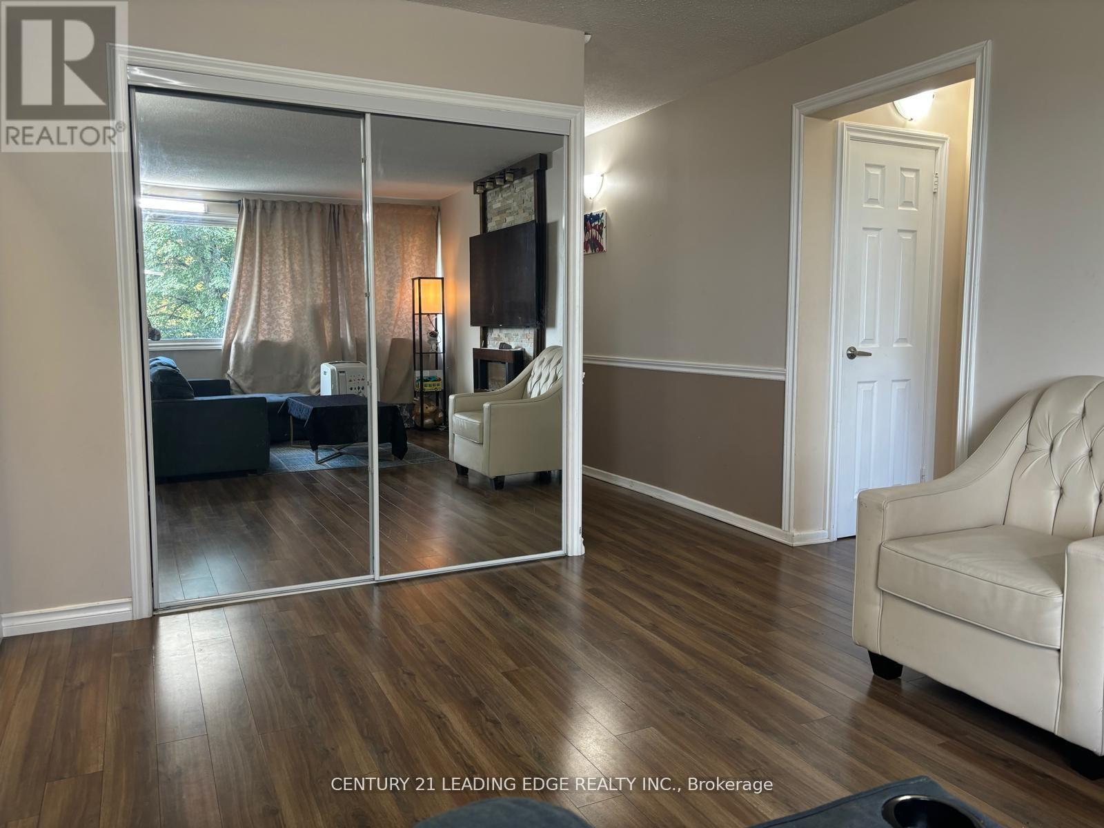 401 - 725 Don Mills Road, Toronto, Ontario  M3C 1S8 - Photo 4 - C12628894