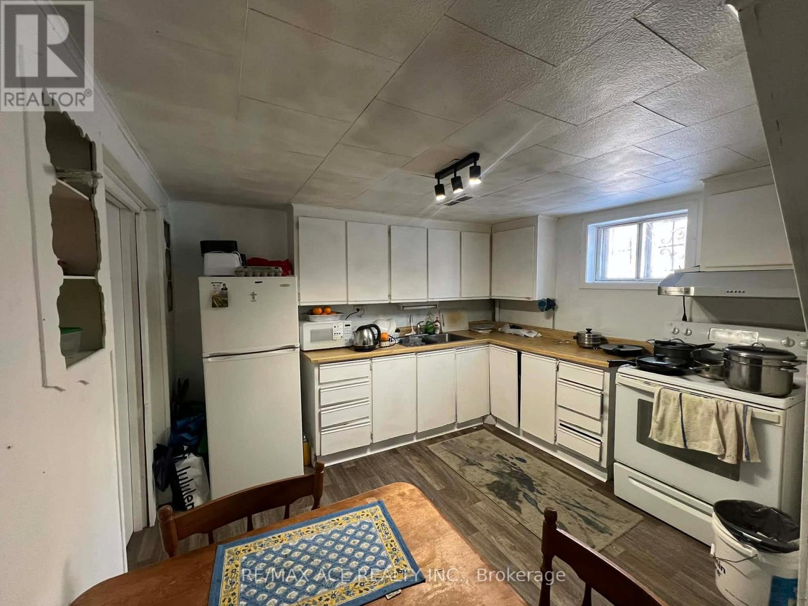 294 Pharmacy Avenue, Toronto, Ontario  M1L 3G2 - Photo 10 - E12628878