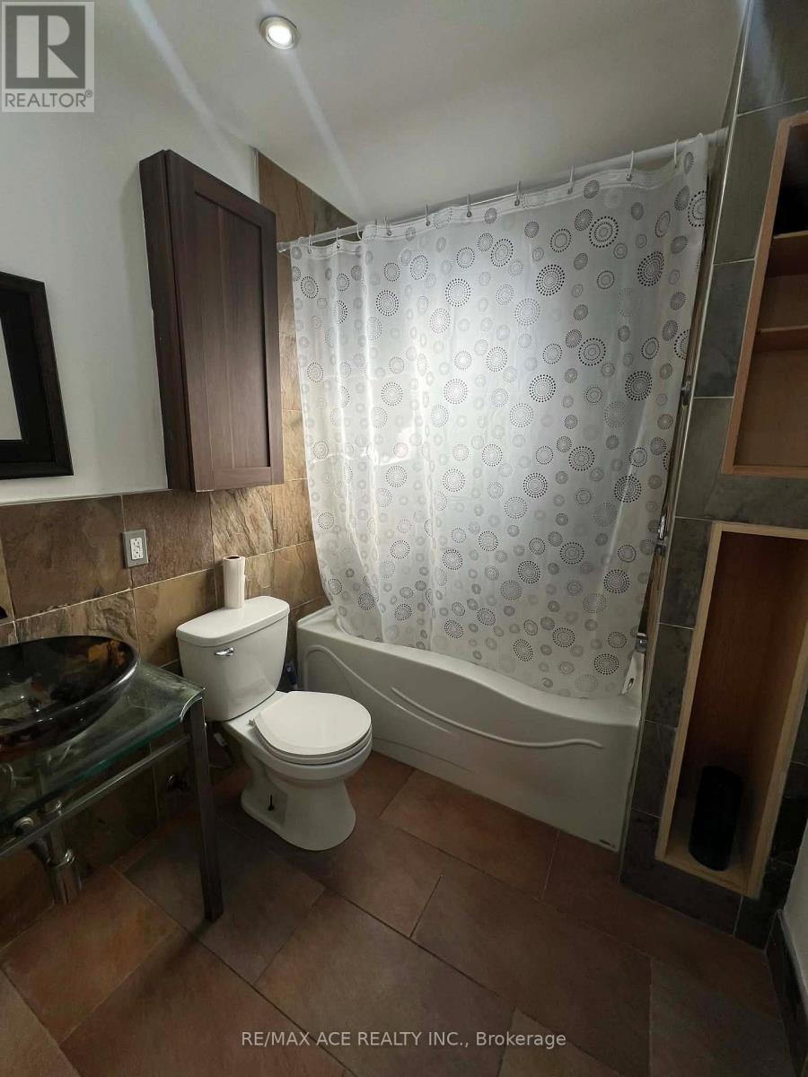 294 Pharmacy Avenue, Toronto, Ontario  M1L 3G2 - Photo 11 - E12628878