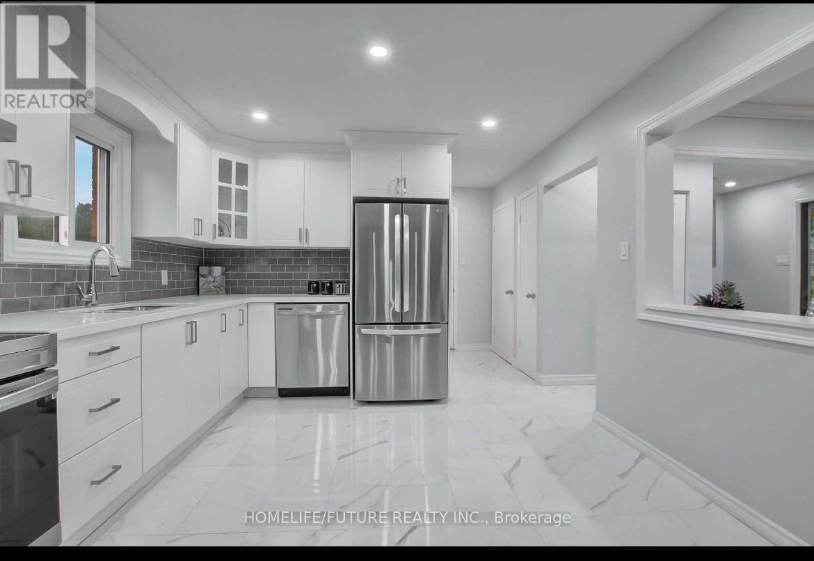 Main - 4 Stanbridge Court, Toronto, Ontario  M1B 2S5 - Photo 4 - E12628896