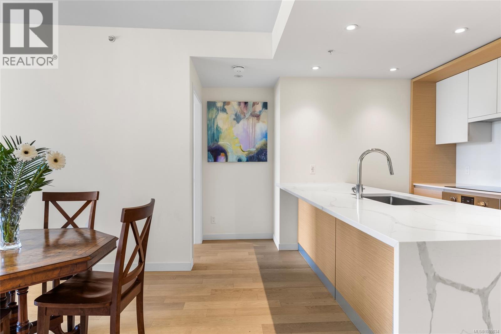 304 550 Michigan St, Victoria, British Columbia  V8V 0G3 - Photo 18 - 1009034