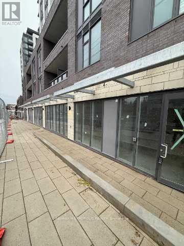 B6 - 715 Davis Drive, Newmarket, Ontario  L3Y 2R2 - Photo 6 - N12628858