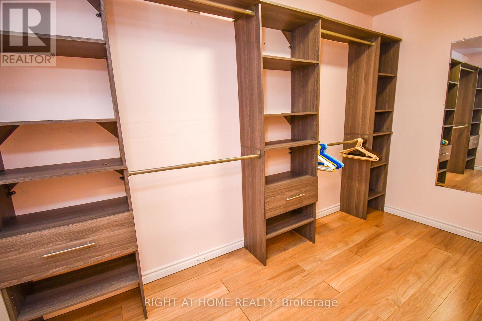 11 Thackeray Crescent, Barrie, Ontario  L4N 6J6 - Photo 33 - S12628900