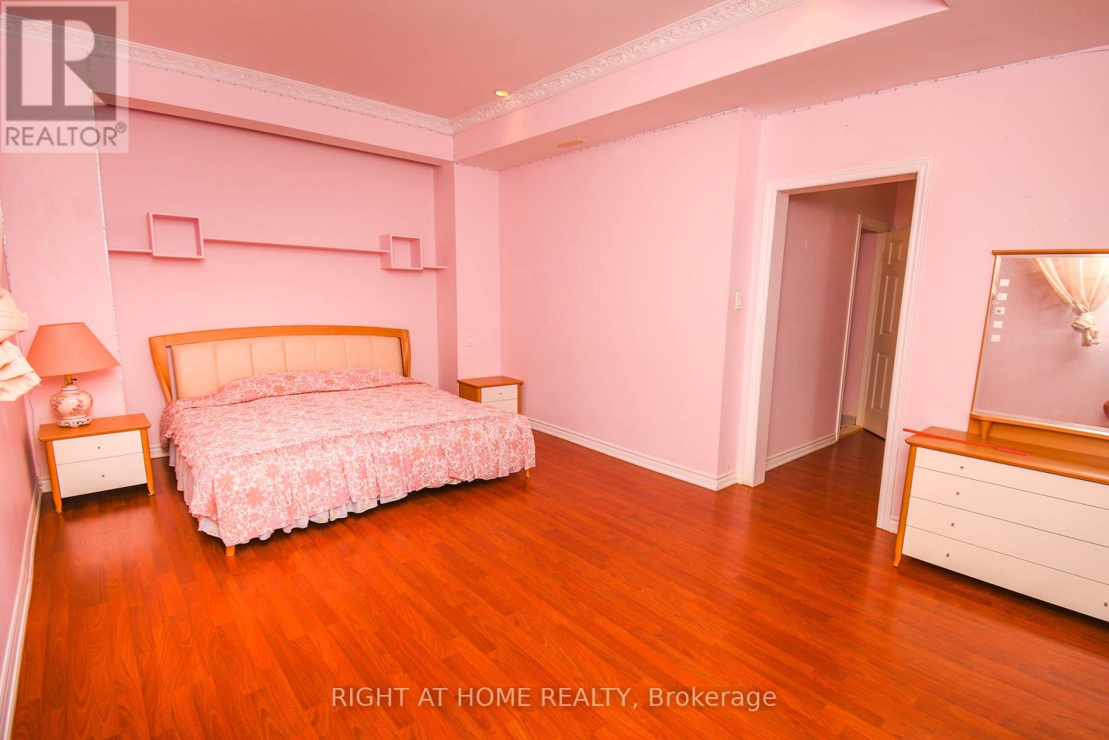 11 Thackeray Crescent, Barrie, Ontario  L4N 6J6 - Photo 40 - S12628900