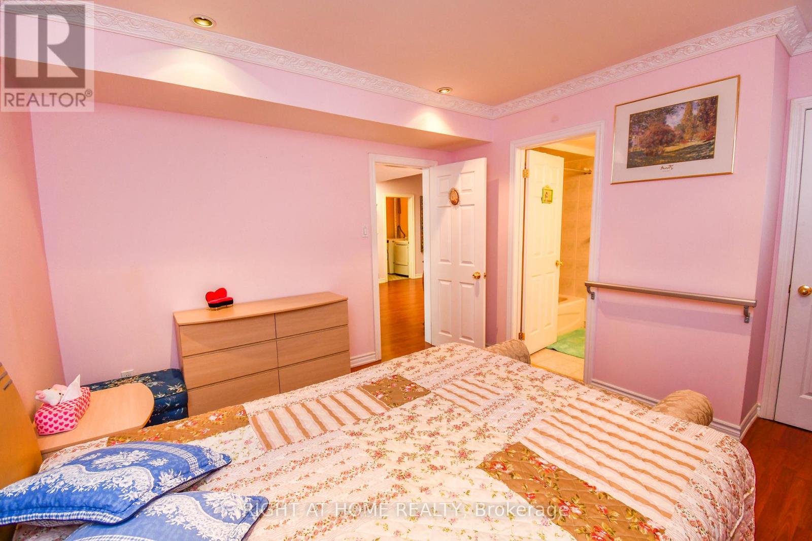 11 Thackeray Crescent, Barrie, Ontario  L4N 6J6 - Photo 43 - S12628900