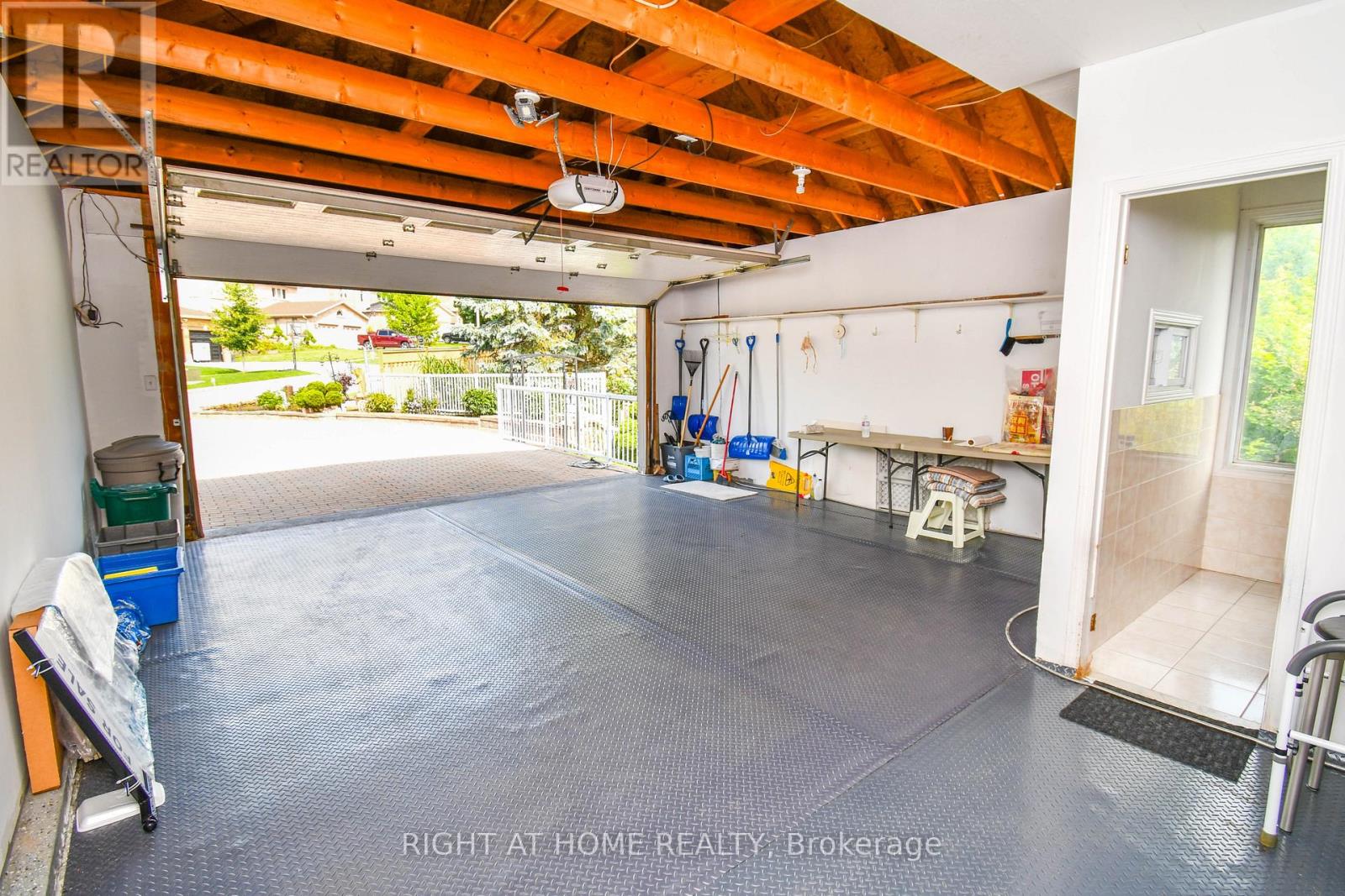 11 Thackeray Crescent, Barrie, Ontario  L4N 6J6 - Photo 47 - S12628900