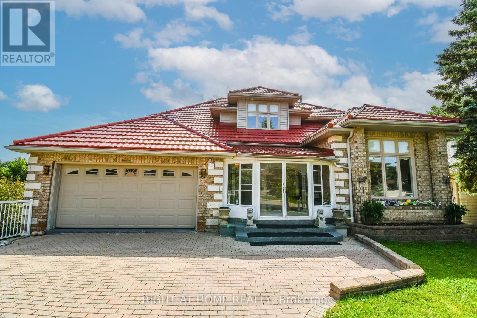 11 Thackeray Crescent, Barrie, Ontario  L4N 6J6 - Photo 8 - S12628900