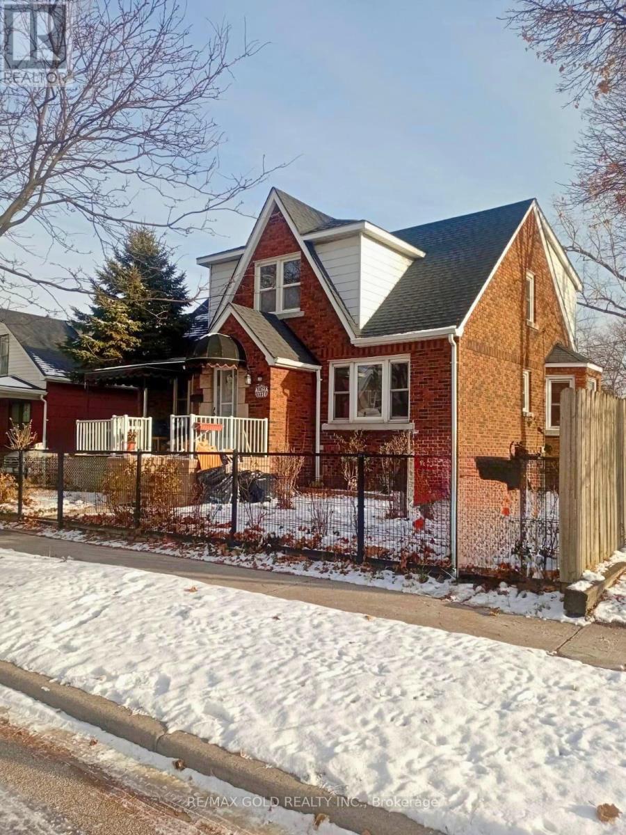 1236 HICKORY ROAD, Windsor, Ontario