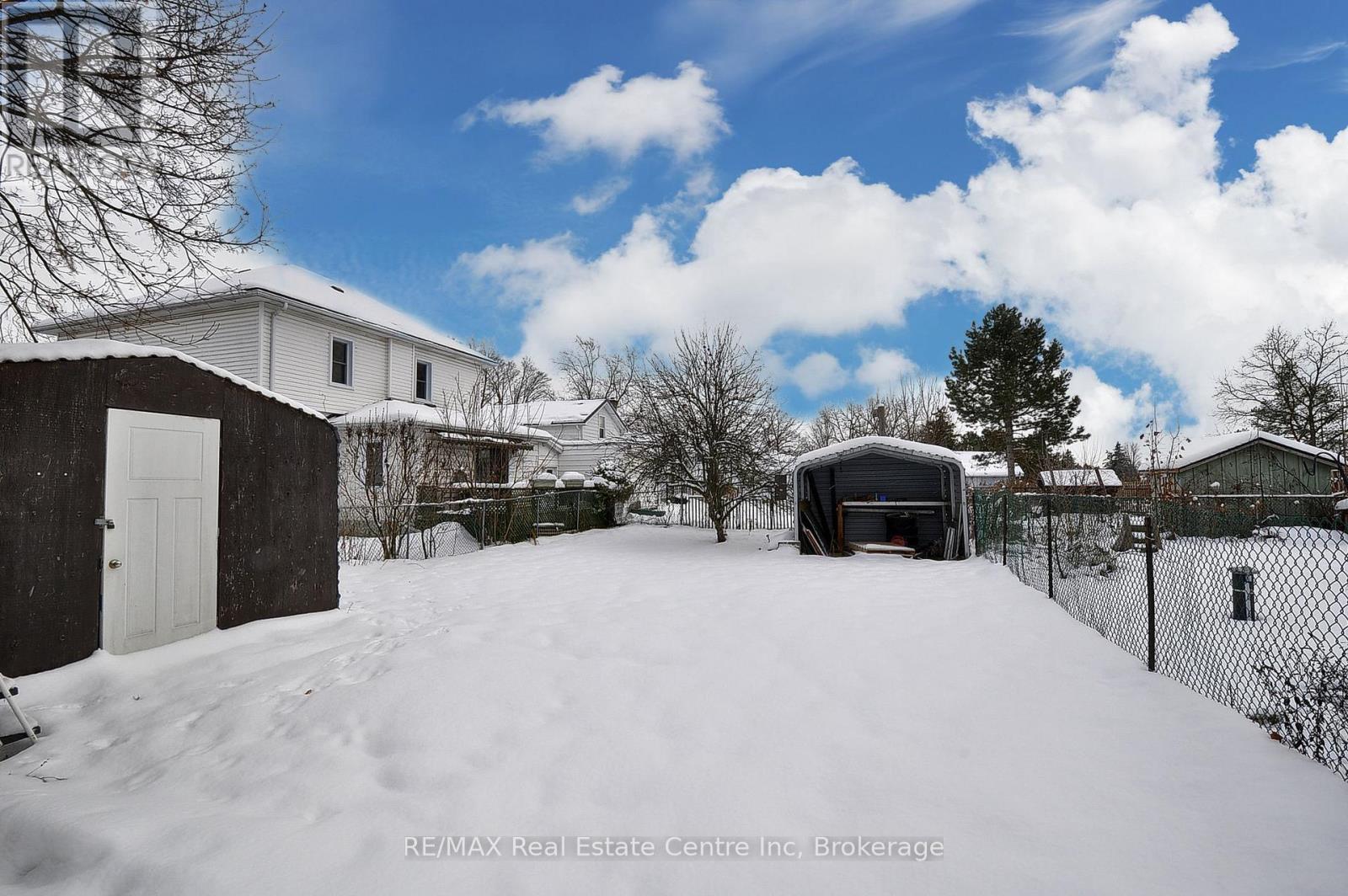 141 King Street, Brant, Ontario  N0E 1A0 - Photo 28 - X12498610