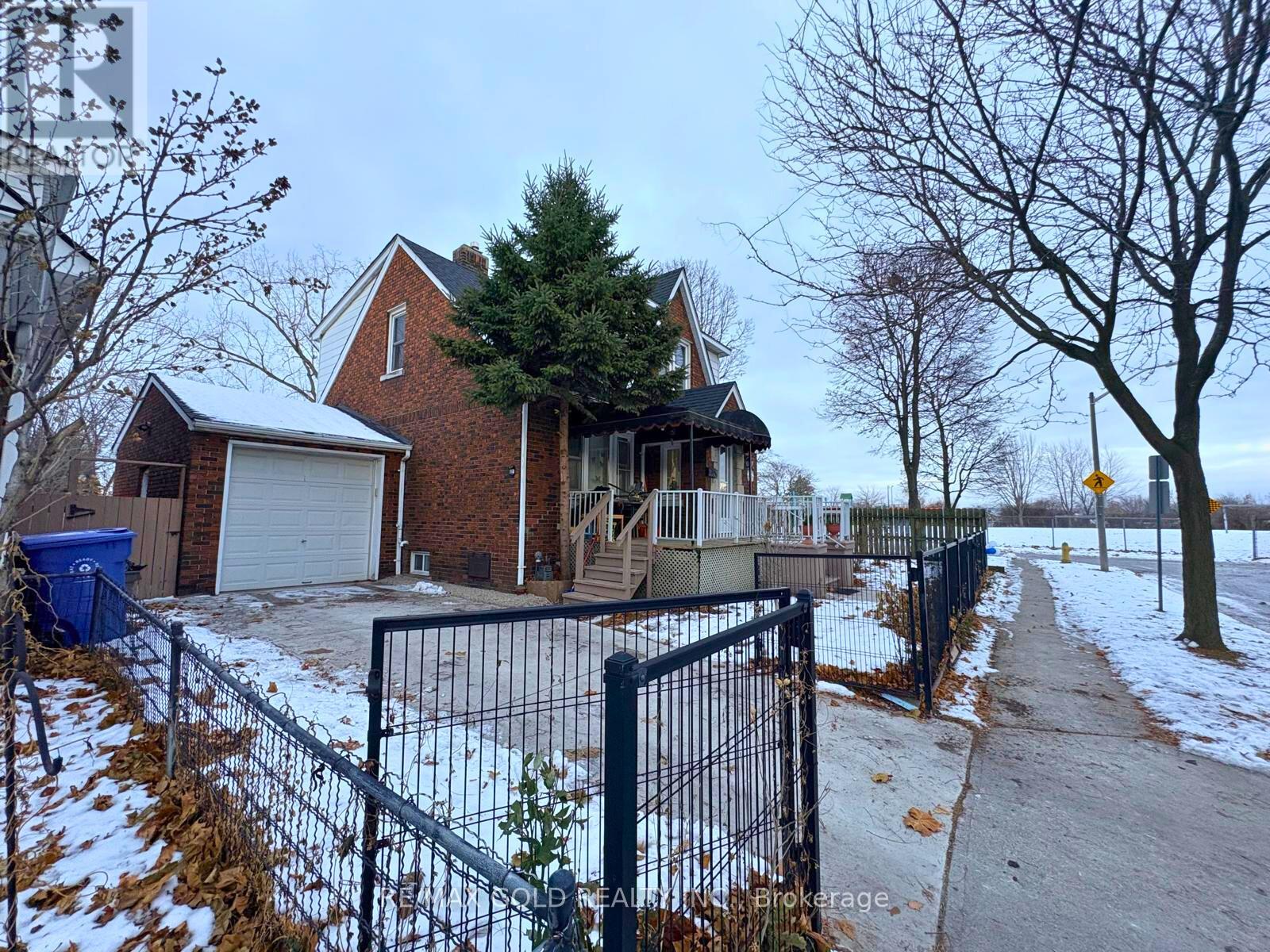 1236 Hickory Road, Windsor, Ontario  N8Y 3S6 - Photo 2 - X12628026