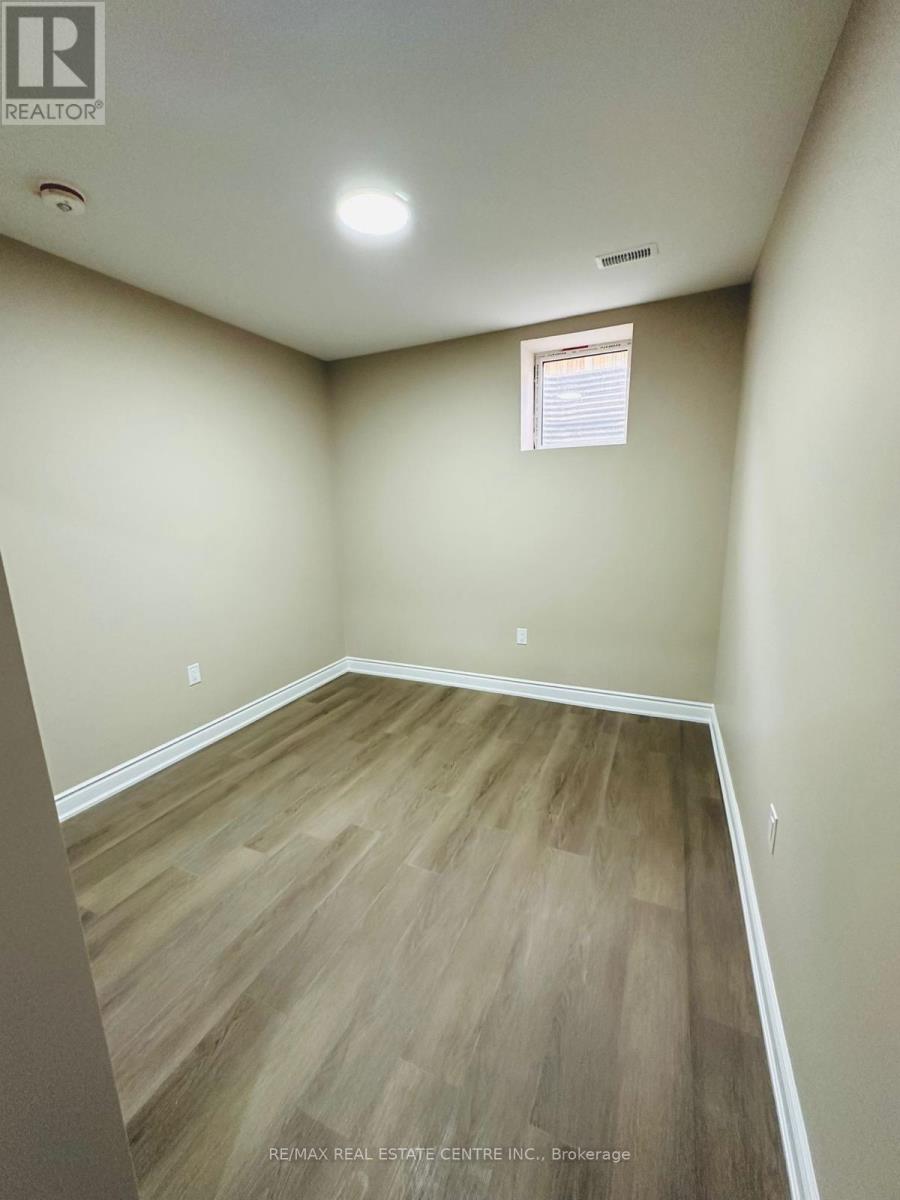 3 Elverton Crescent, Brampton, Ontario  L7A 4Z4 - Photo 15 - W12628840