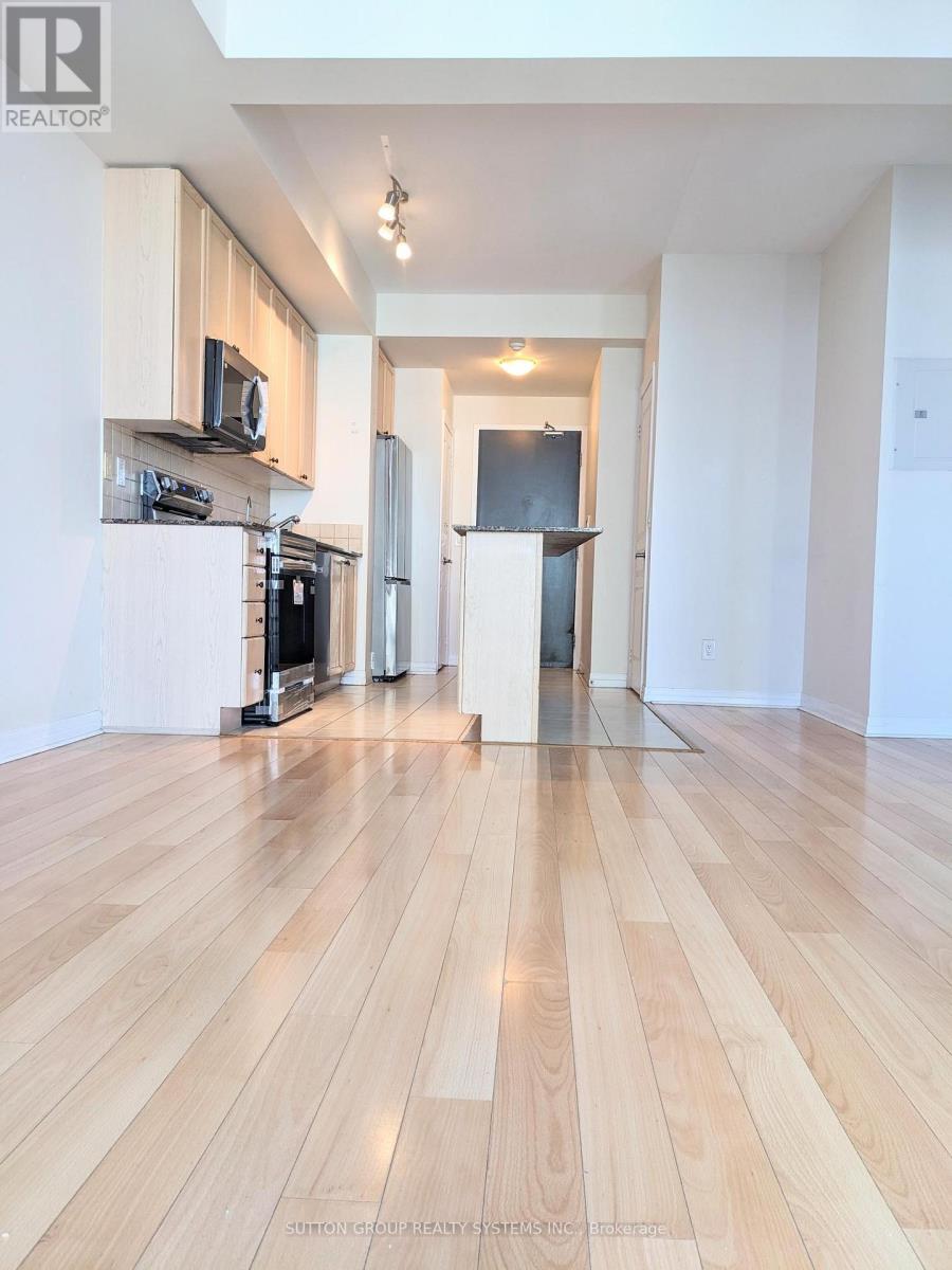 2003 - 225 Webb Drive, Mississauga, Ontario  L5B 4P2 - Photo 3 - W12628850