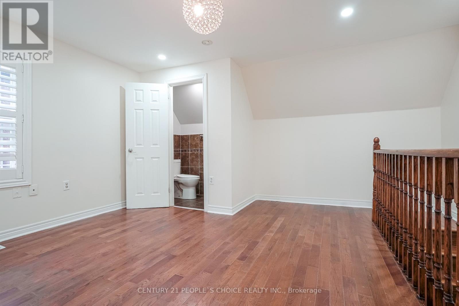 81 Pauline Avenue, Toronto, Ontario  M6H 3M7 - Photo 19 - W12628868