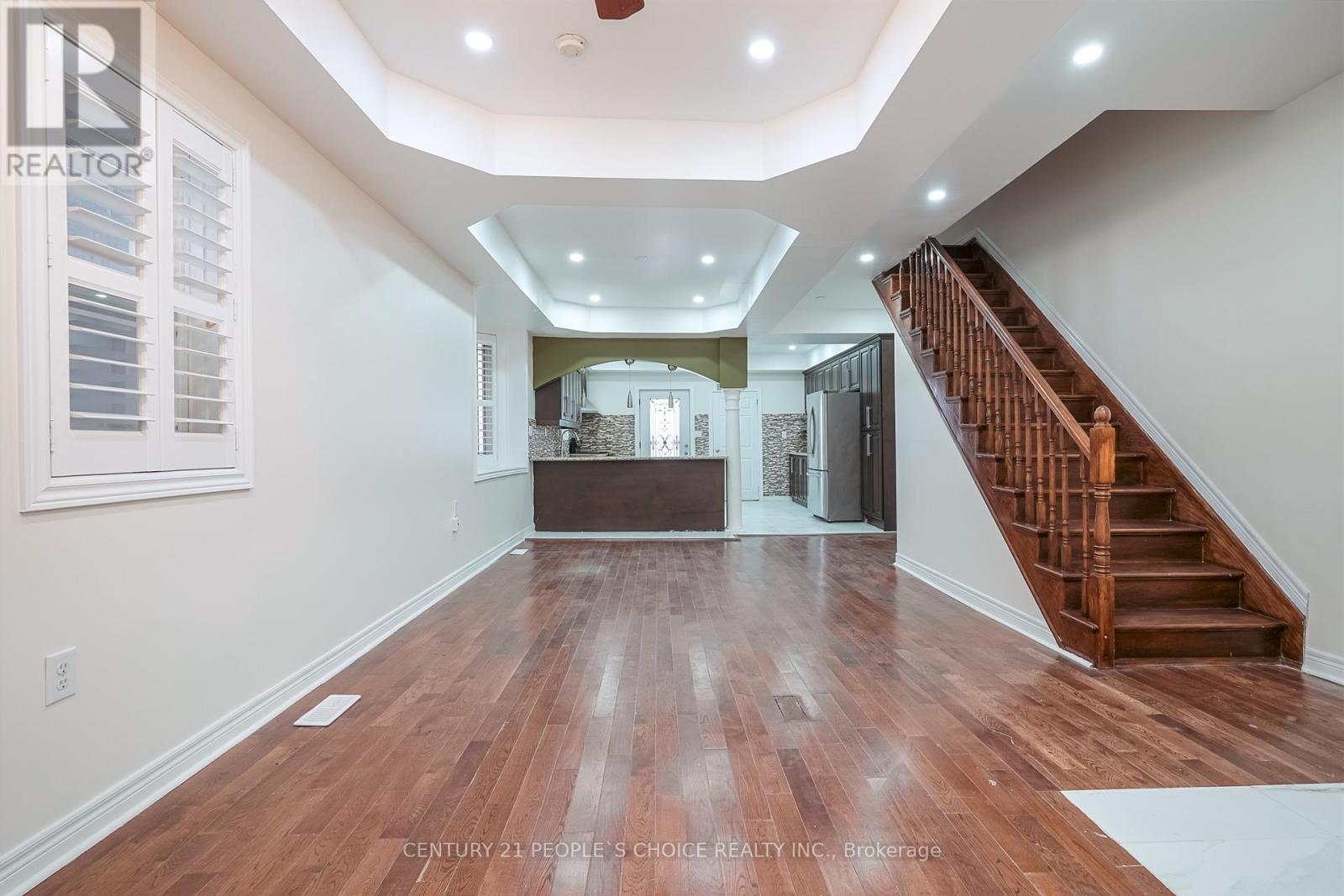 81 Pauline Avenue, Toronto, Ontario  M6H 3M7 - Photo 5 - W12628868