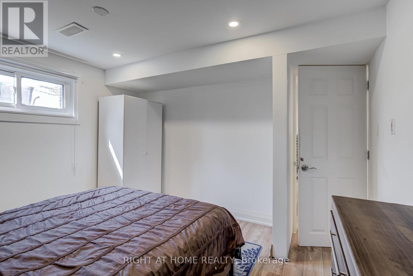 484 Kelvedon Mews, Mississauga, Ontario  L4Z 1G4 - Photo 11 - W12628886