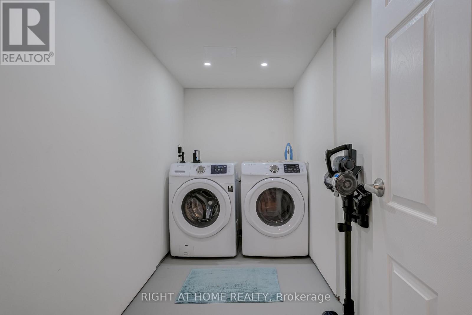 484 Kelvedon Mews, Mississauga, Ontario  L4Z 1G4 - Photo 13 - W12628886