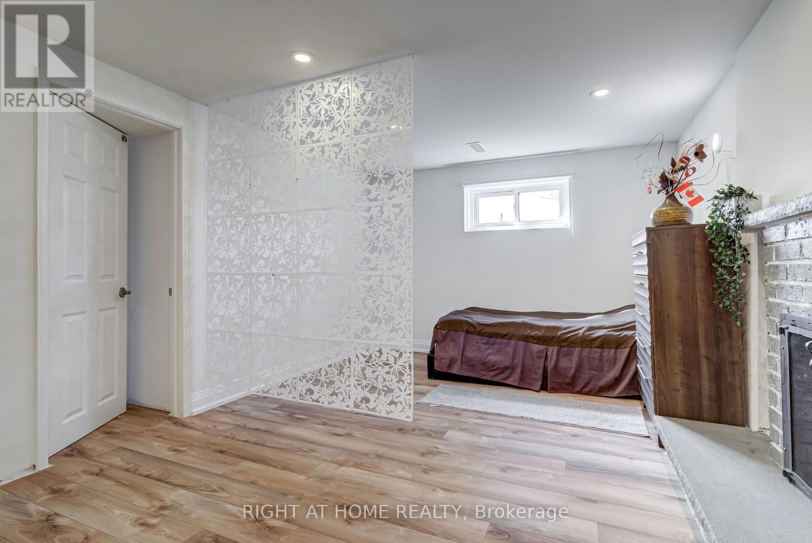 484 Kelvedon Mews, Mississauga, Ontario  L4Z 1G4 - Photo 8 - W12628886