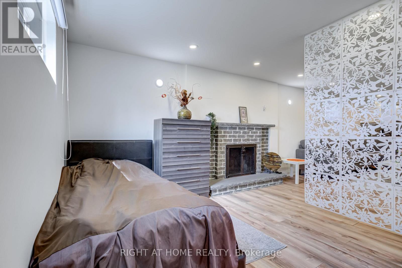 484 Kelvedon Mews, Mississauga, Ontario  L4Z 1G4 - Photo 9 - W12628886