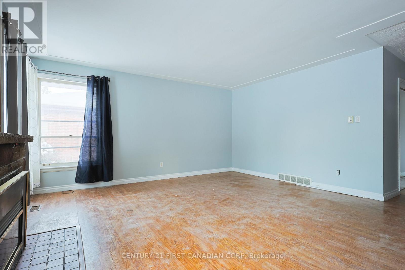 65 Irving Place, London East, Ontario  N5V 2H6 - Photo 16 - X12584732