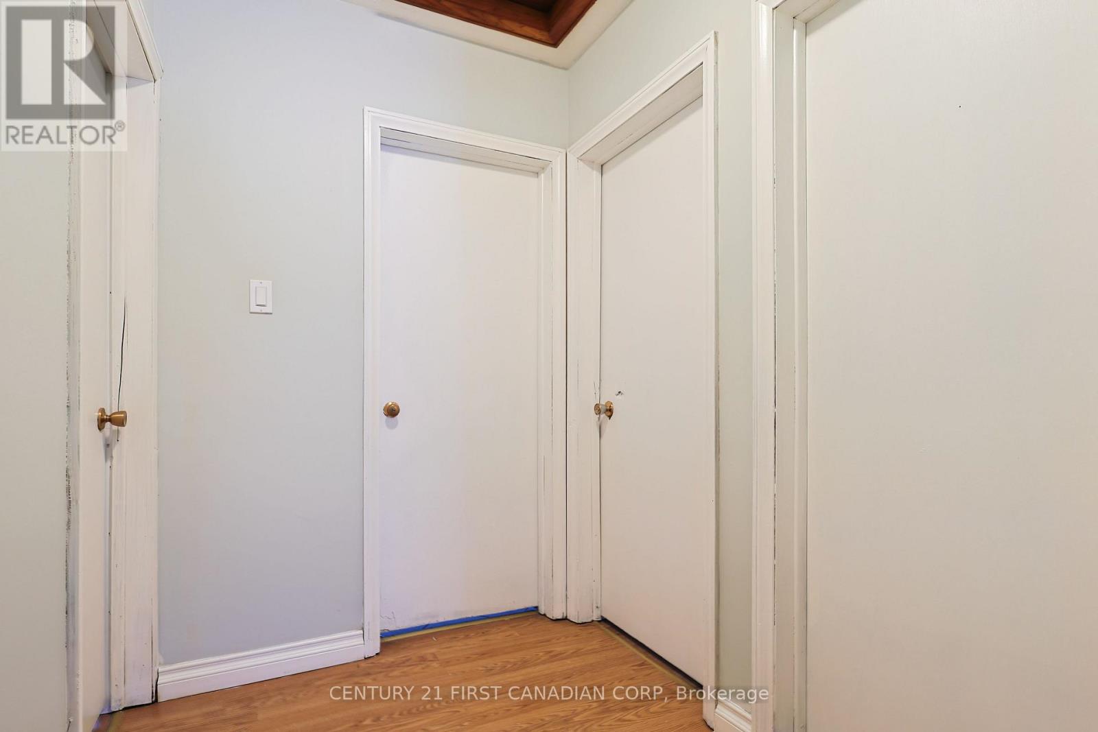 65 Irving Place, London East, Ontario  N5V 2H6 - Photo 15 - X12584732