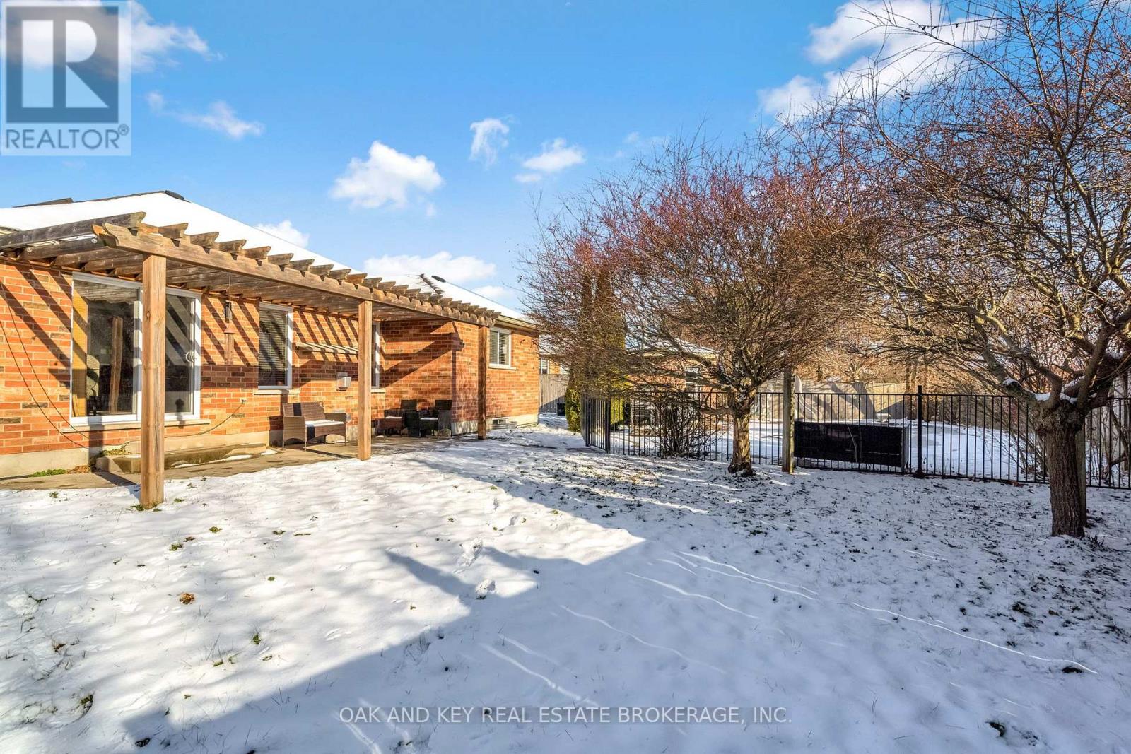 34 Fieldstone Crescent, Middlesex Centre, Ontario  N0L 1R0 - Photo 36 - X12628934