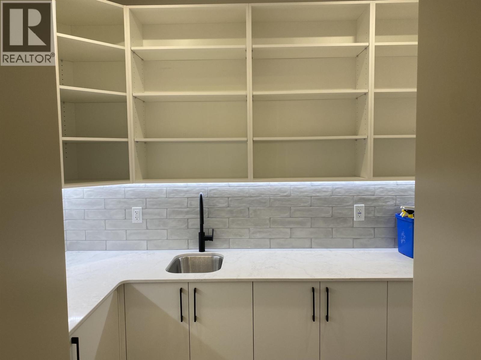 7428 Foxridge Avenue, Prince George, British Columbia  V2N 0H2 - Photo 11 - R3063235