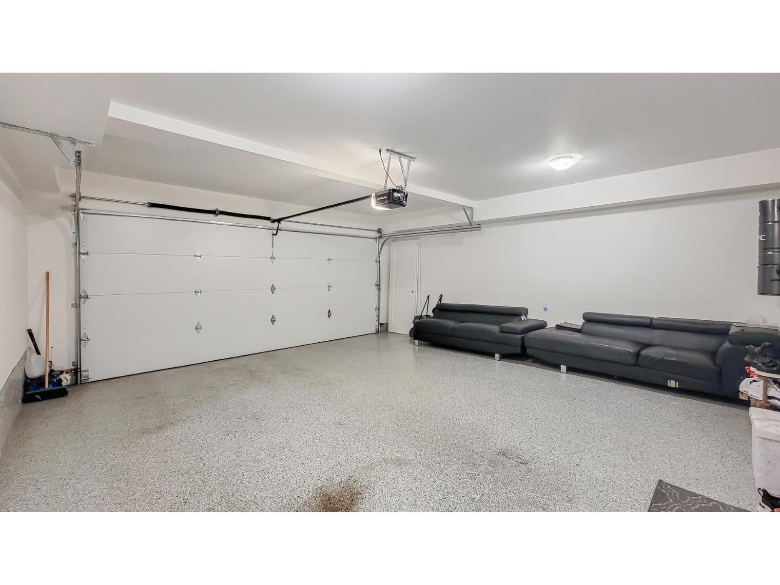 8163 202 Street, Langley, British Columbia V2Y 3K2 - Photo 33 - R3073623