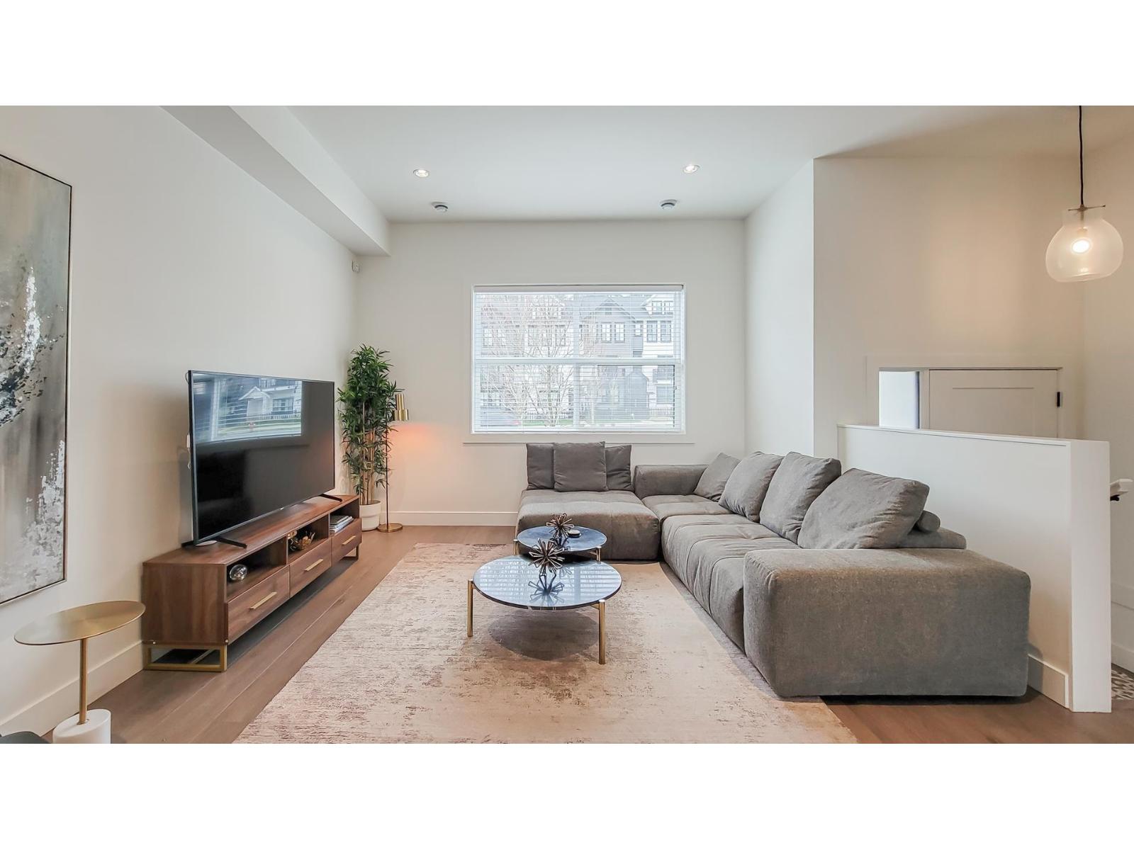 8163 202 Street, Langley, British Columbia V2Y 3K2 - Photo 4 - R3073623