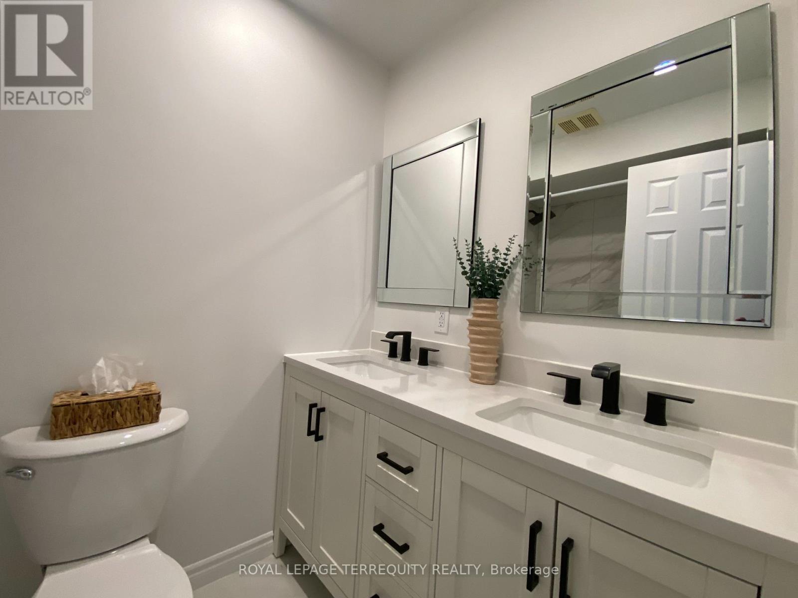 28 Festival Drive, Toronto, Ontario  M2R 3V1 - Photo 12 - C12333374