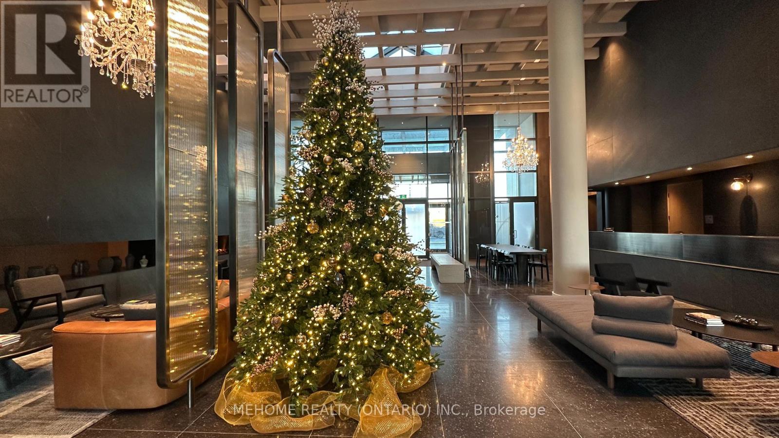 3915 - 8 Interchange Way, Vaughan, Ontario  L4K 5Z7 - Photo 10 - N12628912