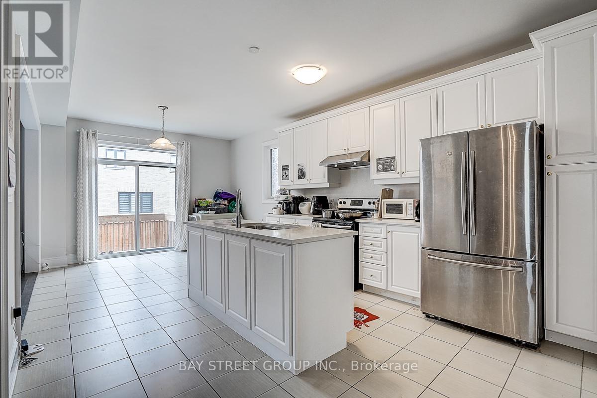 19 Nigh Drive, Markham, Ontario  L3S 0G4 - Photo 6 - N12628924