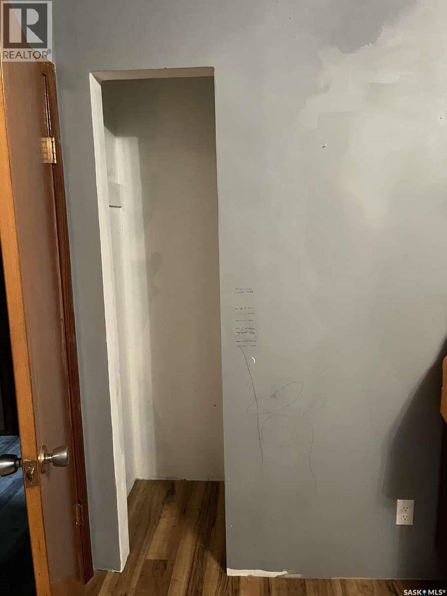 506 1st Avenue W, Leader, Saskatchewan  S0N 1H0 - Photo 16 - SK025552