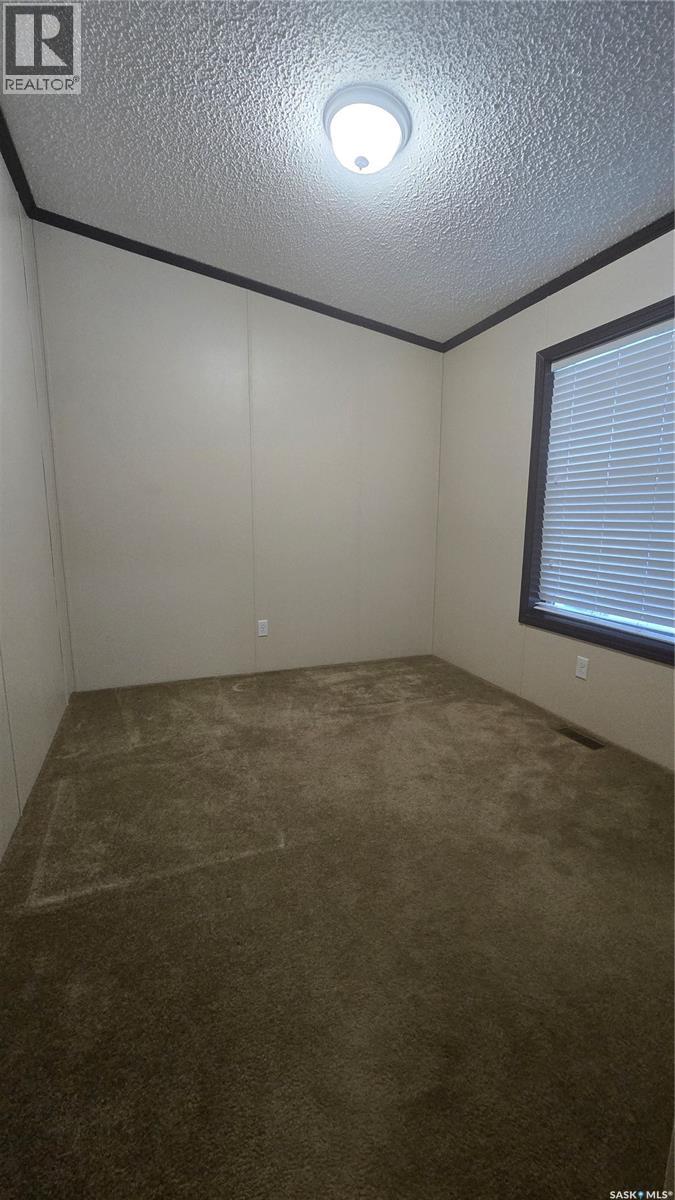 132 Fuller Crescent, Carievale, Saskatchewan  S0C 0P0 - Photo 7 - SK025548